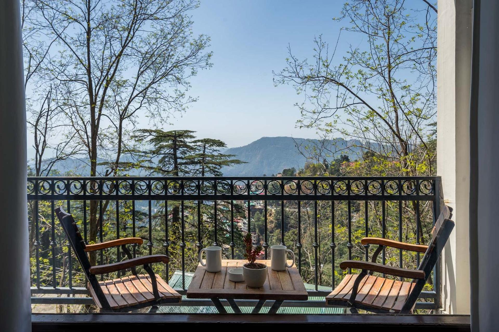Stayvista At Pine Estate With Outdoor Jacuzzi Shimla Zewnętrze zdjęcie